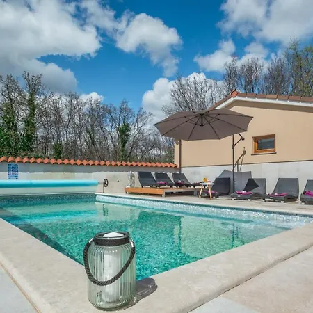 Manera Villa *